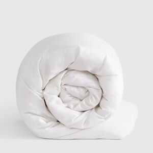 NWOT Quince Premium Down Lightweight Comforter Size King Premium Quality White